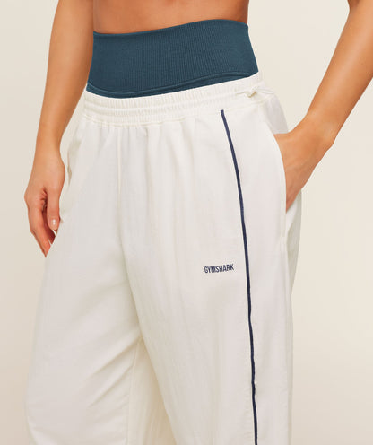 To From Pants - US 0571