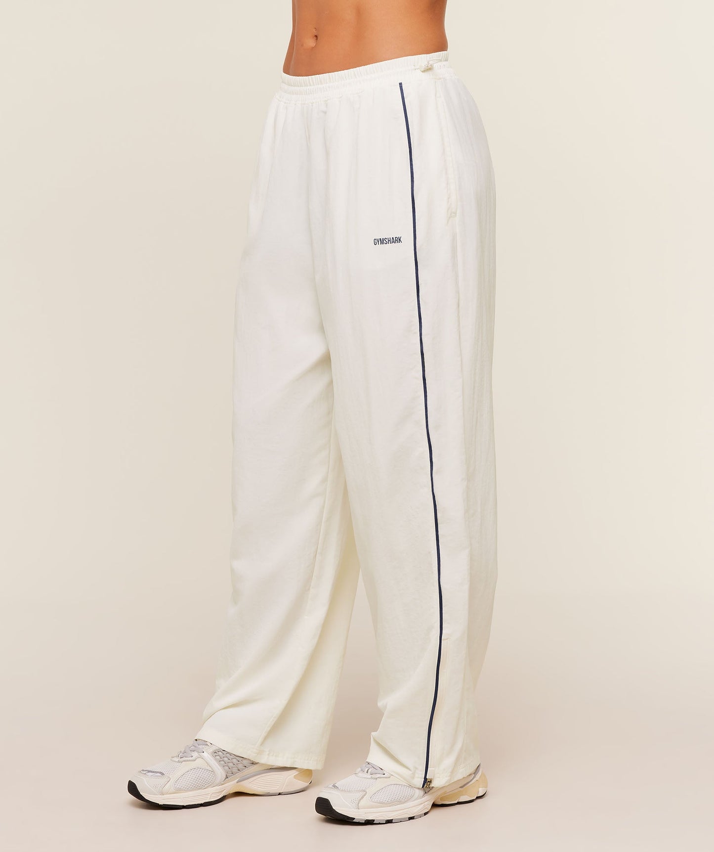 To From Pants - US 0571