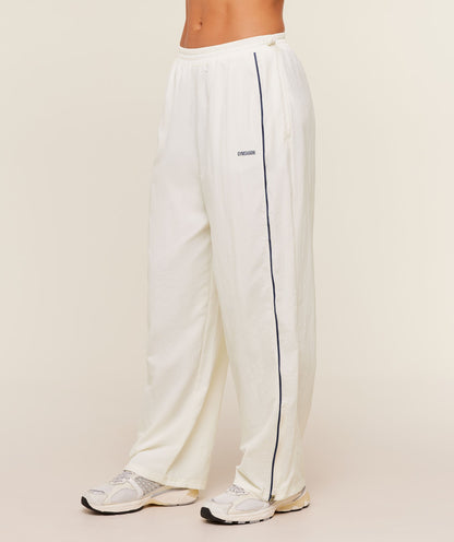 To From Pants - US 0571