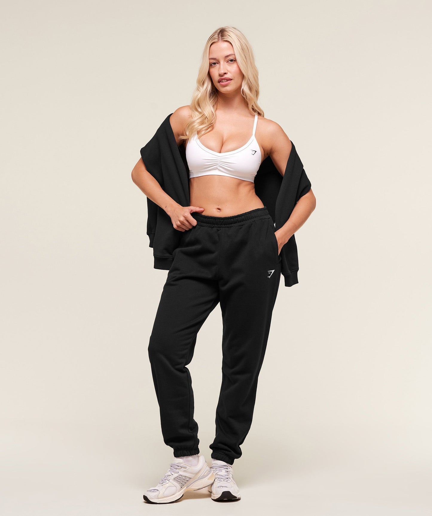 Training Regular Fleece Joggers - US 8103