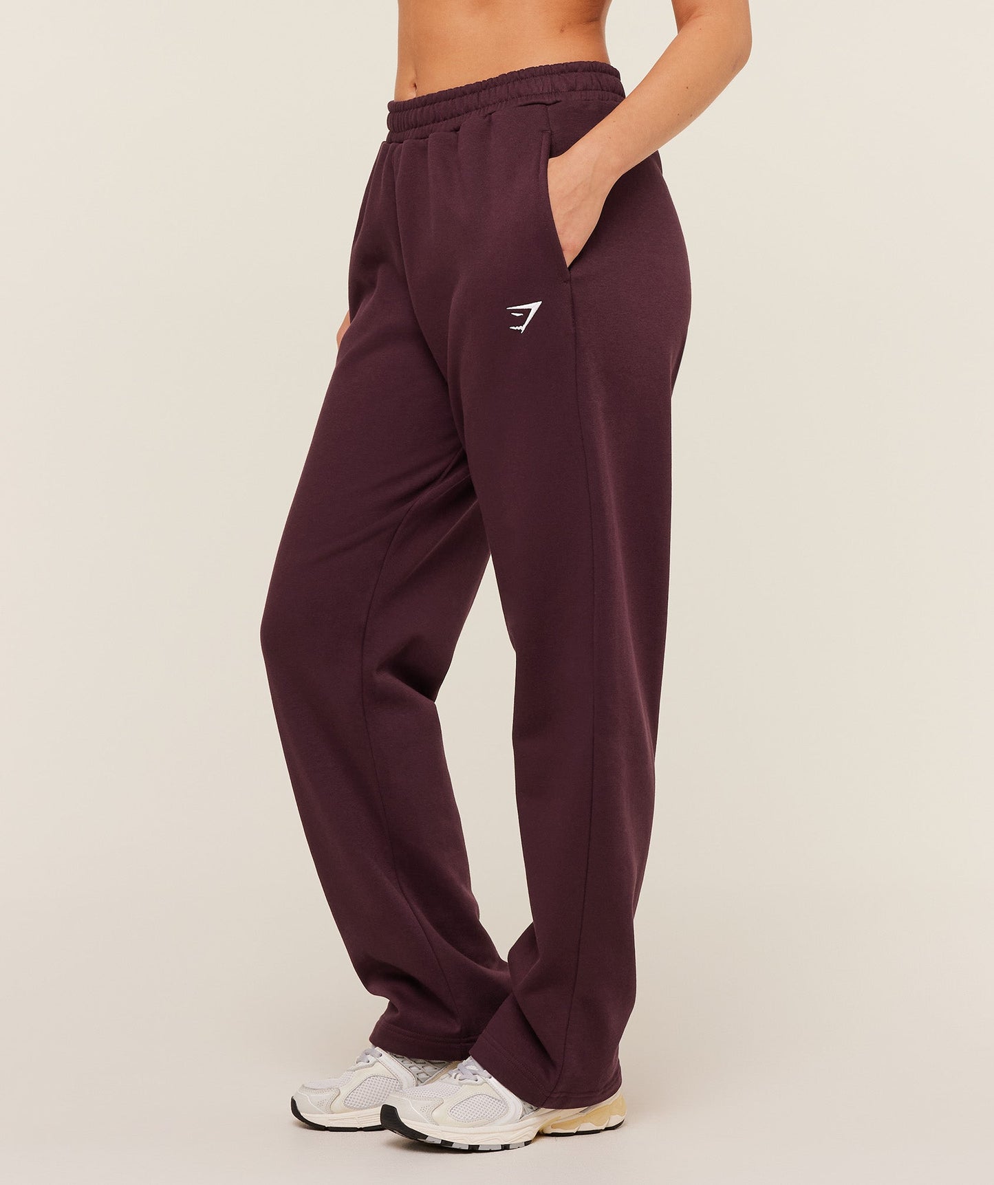 Training Fleece Straight Leg Regular Joggers - US 0189