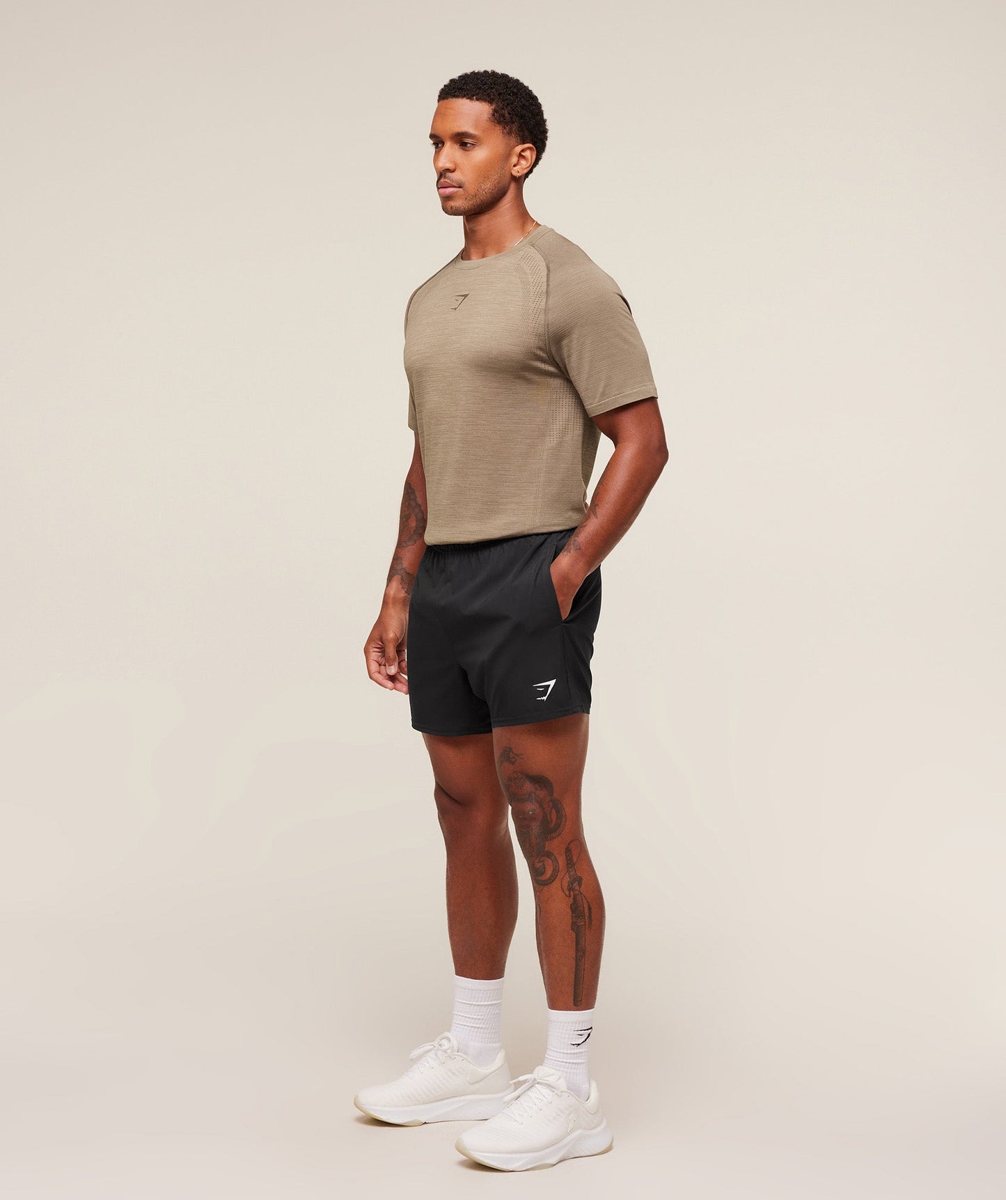 Versatile Seamless T-Shirt - US 8807