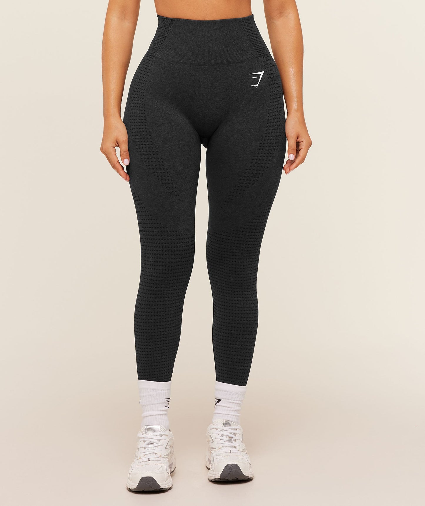 Vital Short Leggings - US 2123