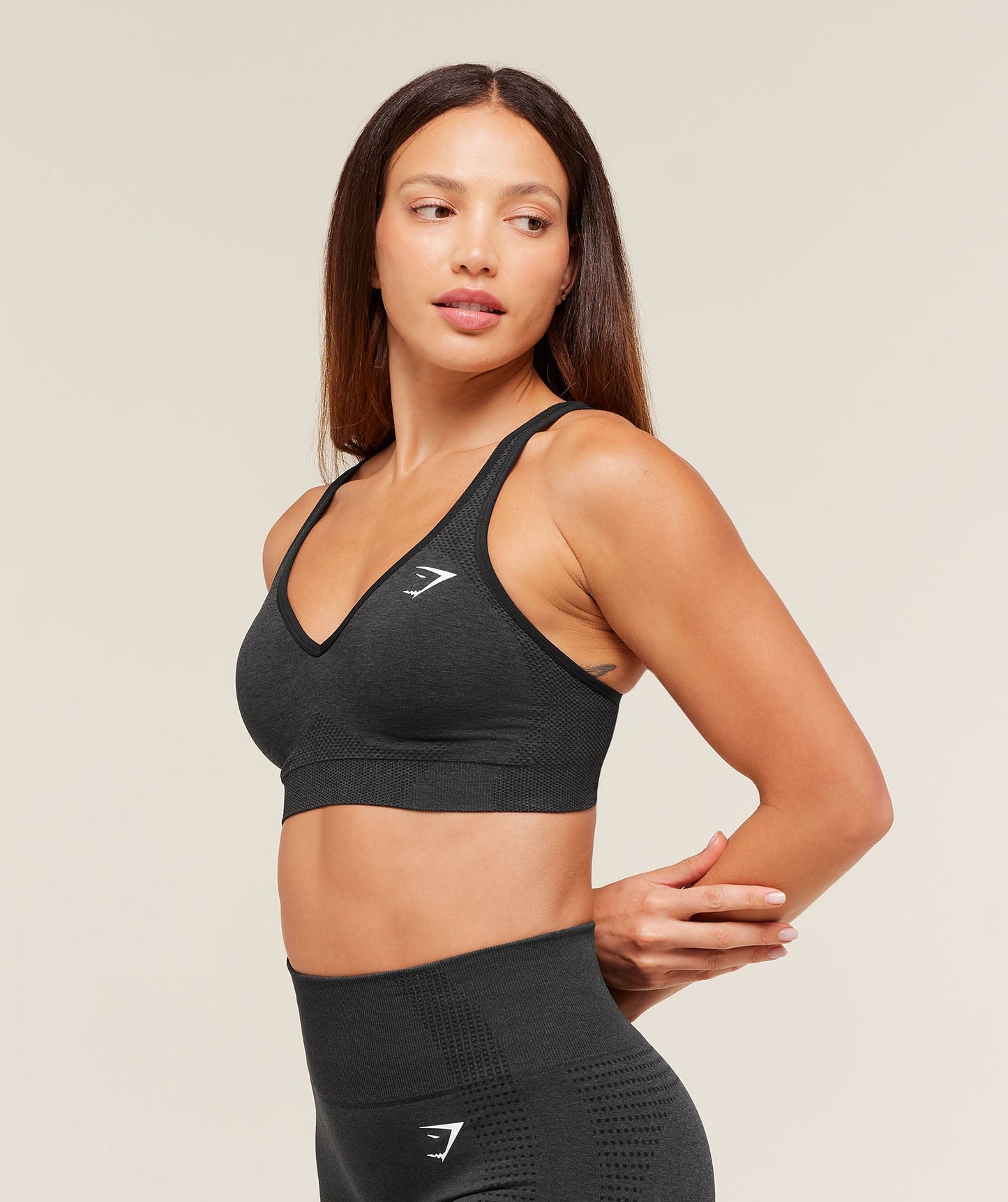 Vital V Neck Sports Bra - US 0108
