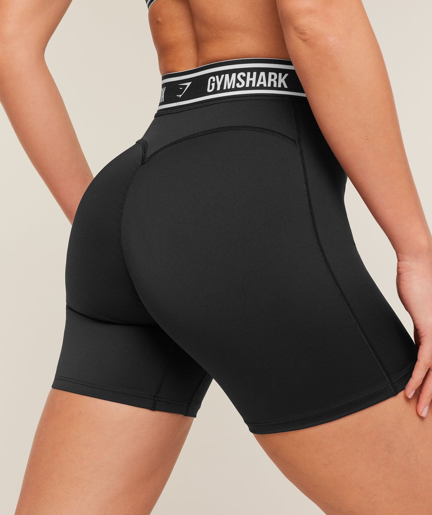 Waistband Logo Shorts - US 0581