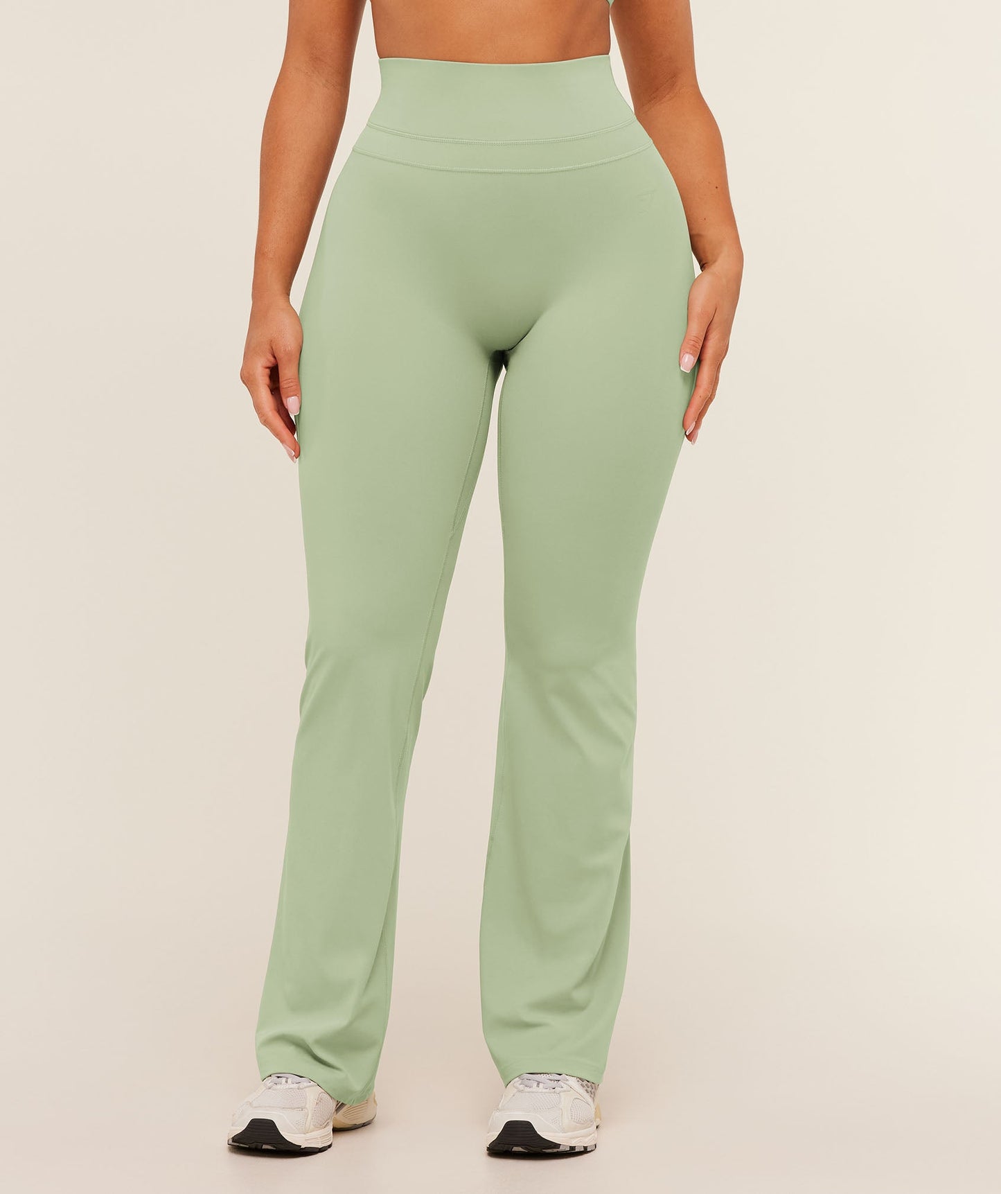 Whitney Regular Flared Legging - US 3092