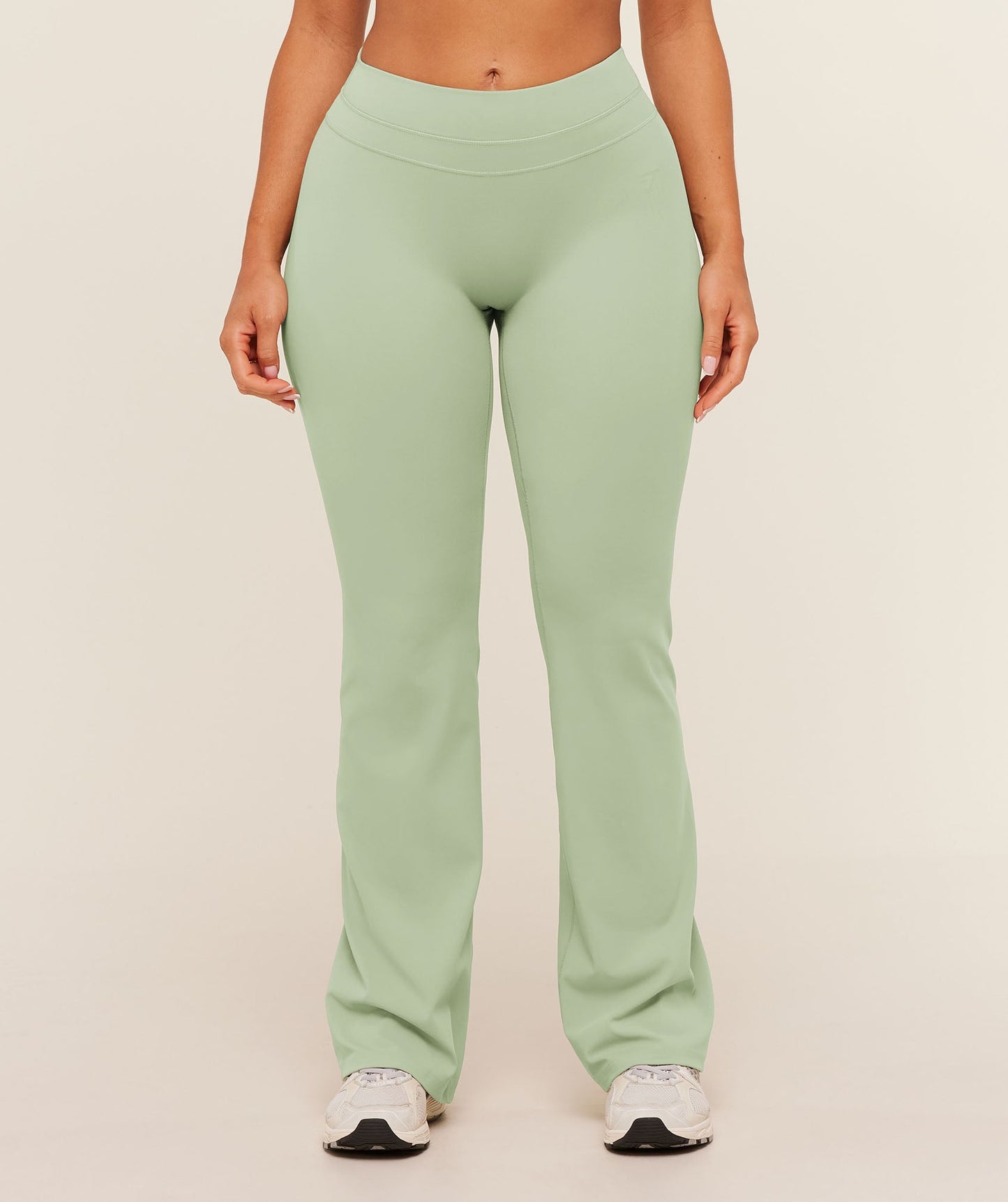 Whitney Mid-High Rise Flared Leggings - US 5437