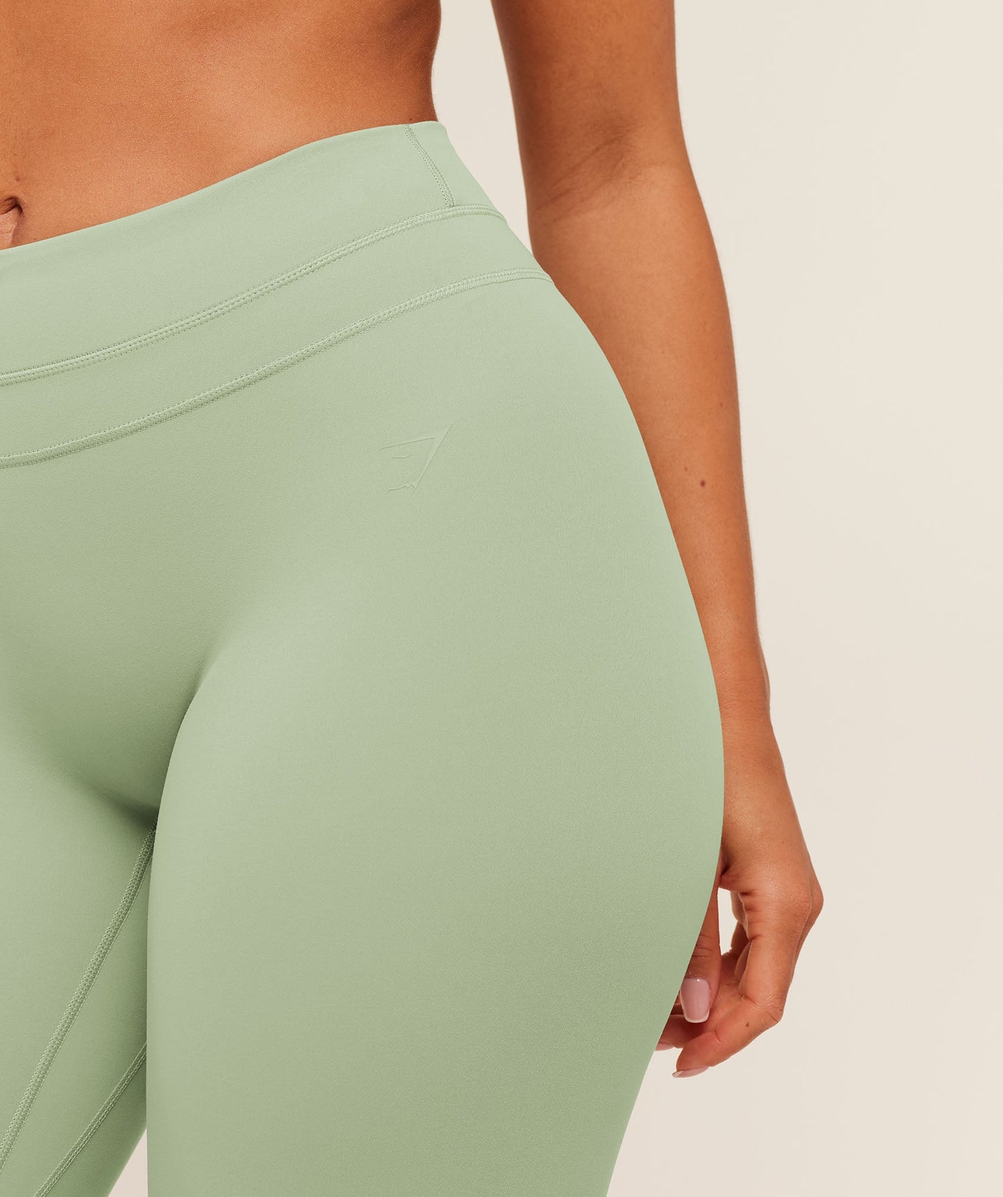Whitney Mid-High Rise Flared Leggings - US 2667