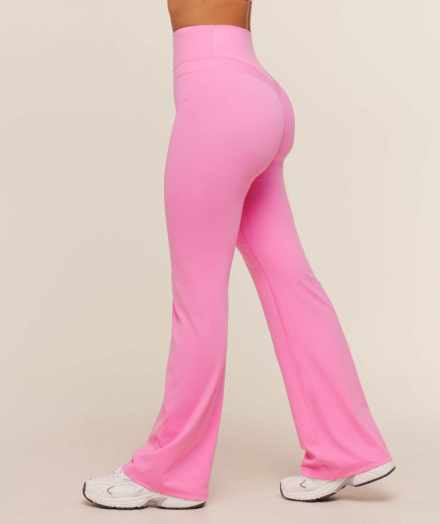 Whitney Short Flared Legging - US 2702