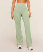 Whitney Short Flared Legging - US 0990