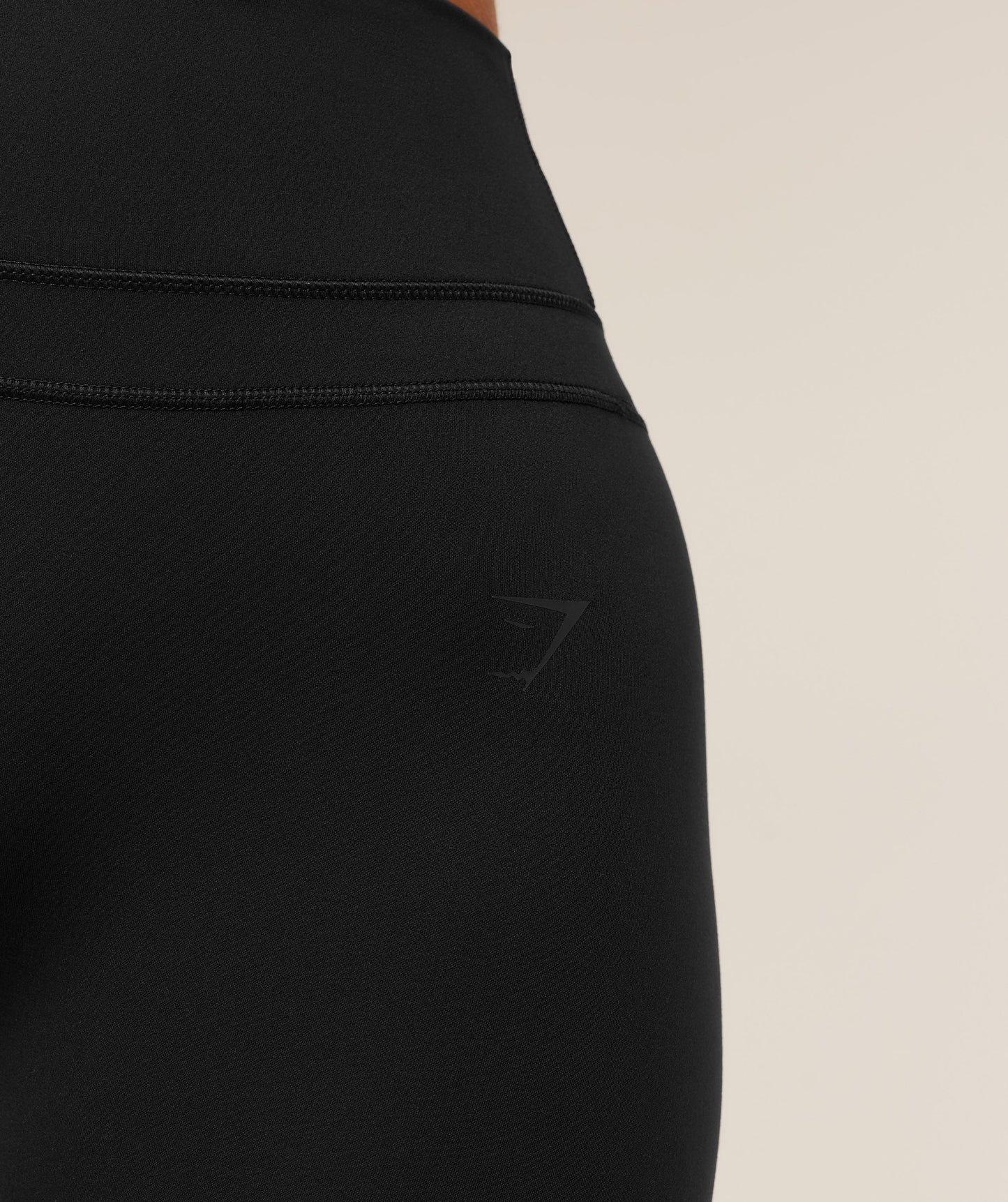 Whitney Short Legging - US 6756