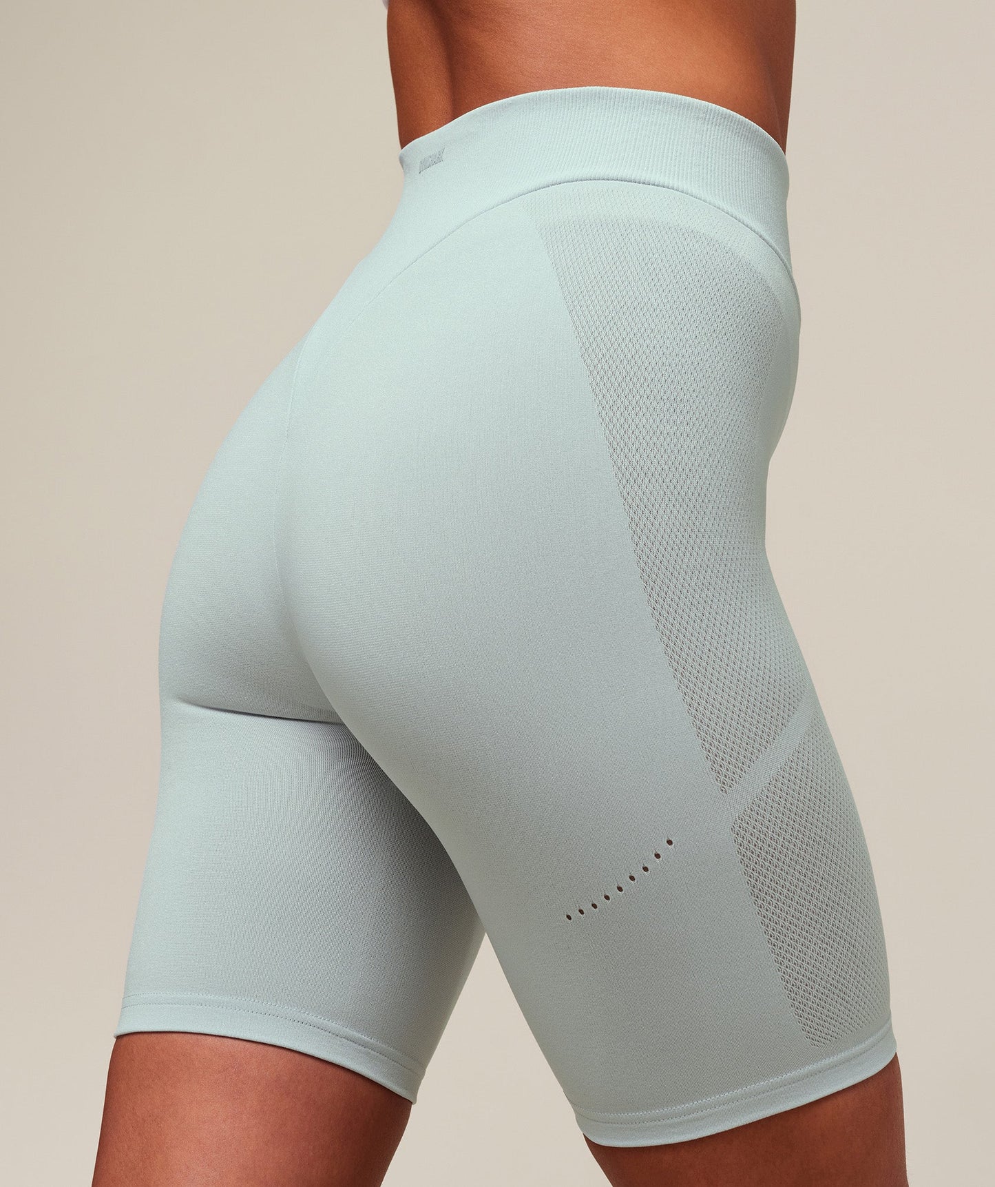 everywear Warp Knit Cycling Shortss - US 2418