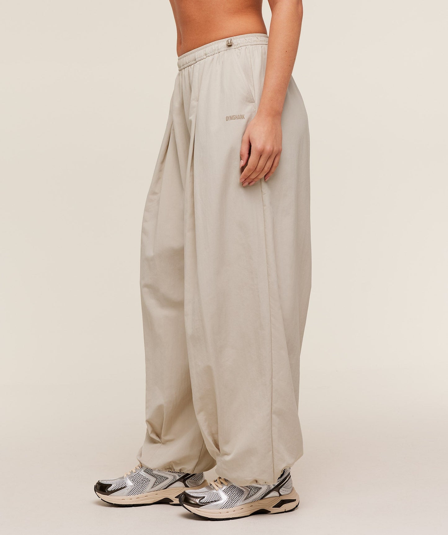 Weekend Lifestyle Parachute Pants - US 6496